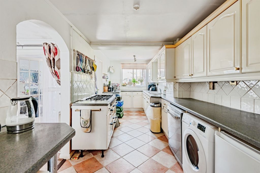Property photo 3 of 15