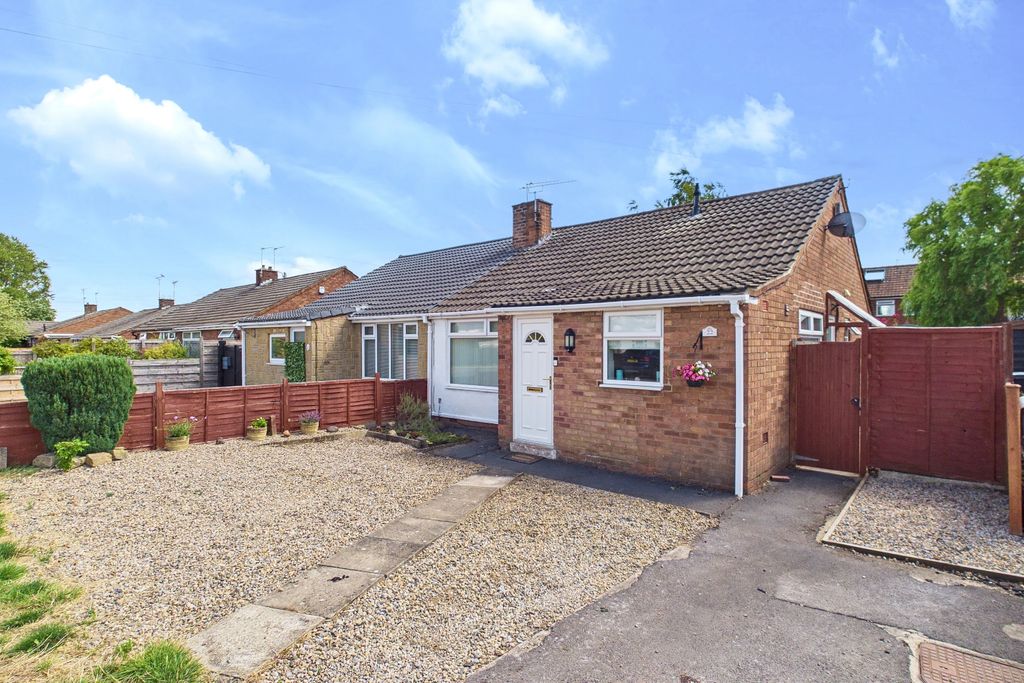 Property photo 1 of 17 Cam02279G0-Pr0158-Still022