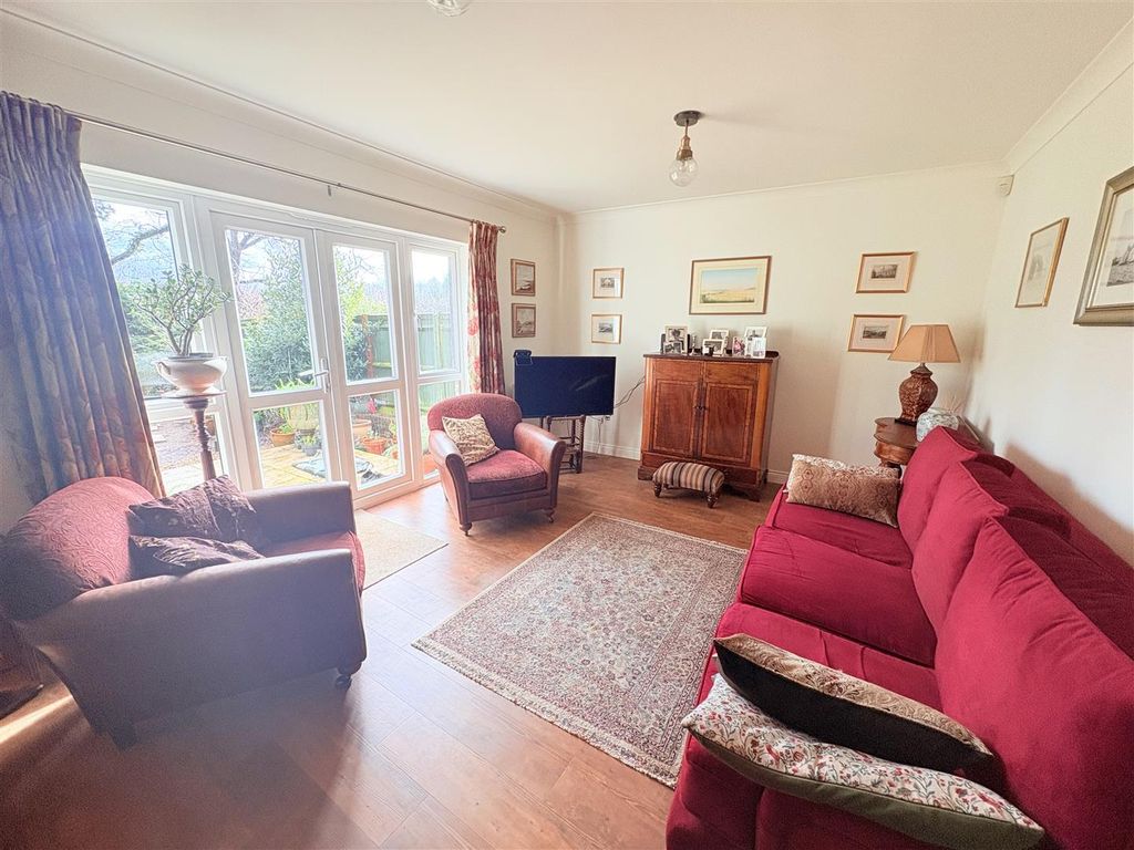 Property photo 3 of 18 Img_4255.Jpeg