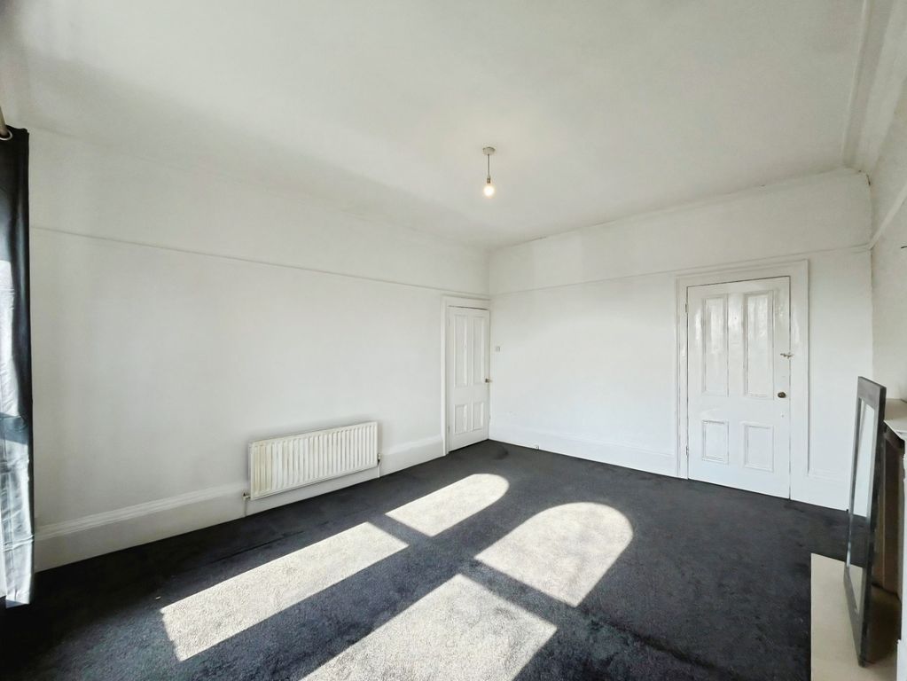 Property photo 2 of 18 Pbox-Img.Jpeg