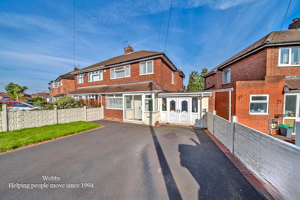 Property photo 1 of 38 Webbs-38.Jpg