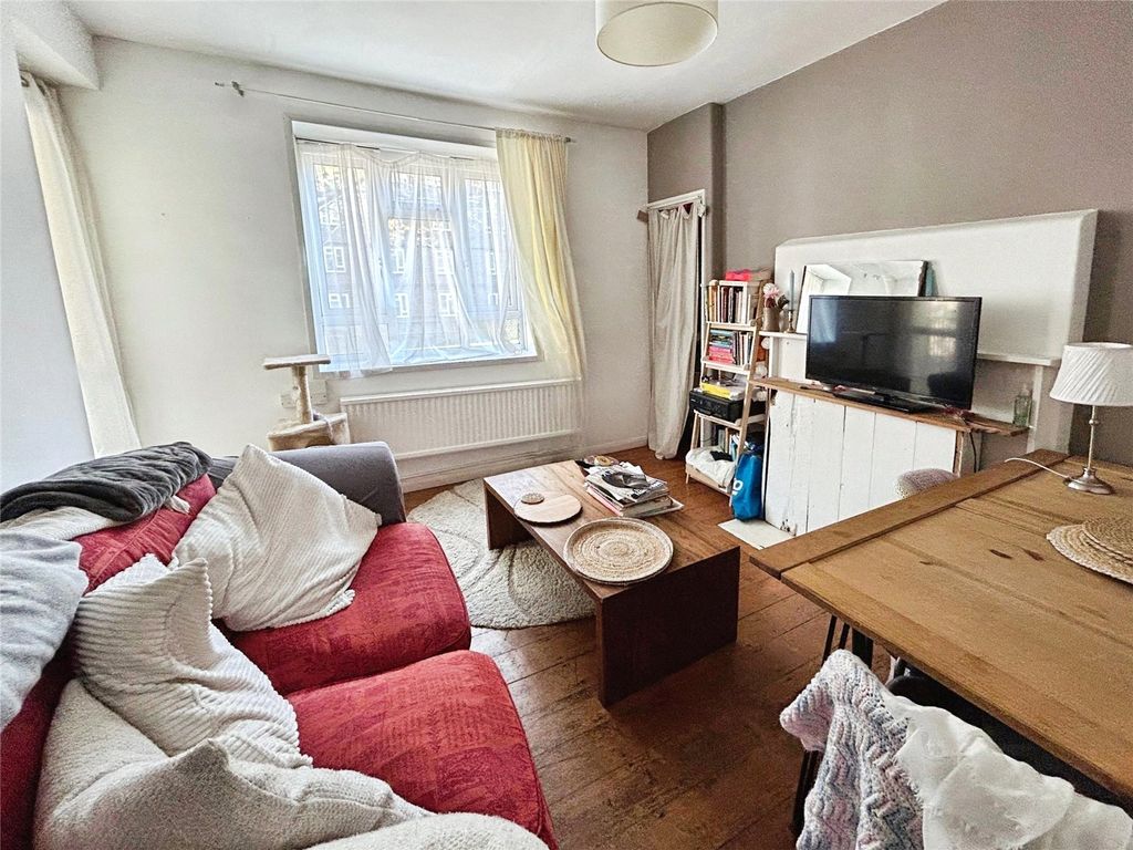 Property photo 1 of 8 Reception Room