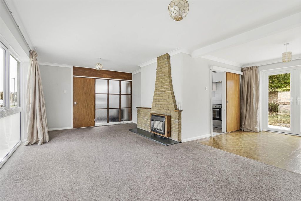 Property photo 2 of 20 14_64433.Jpg