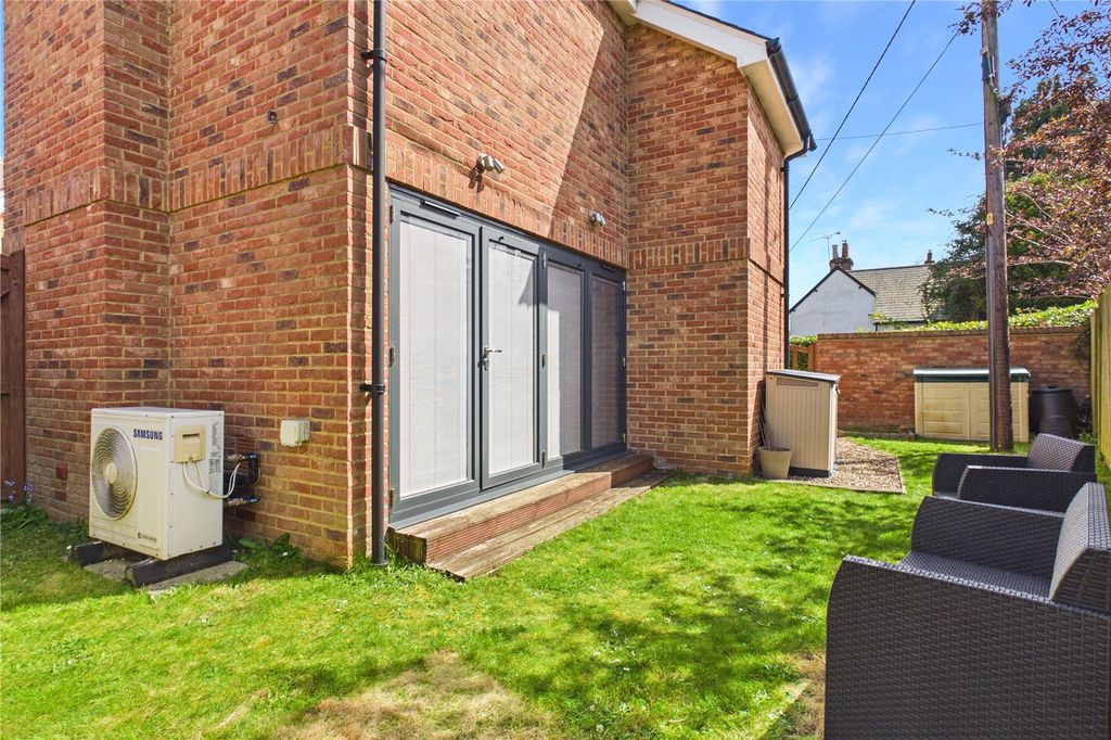 Property photo 3 of 23 Picture No. 35