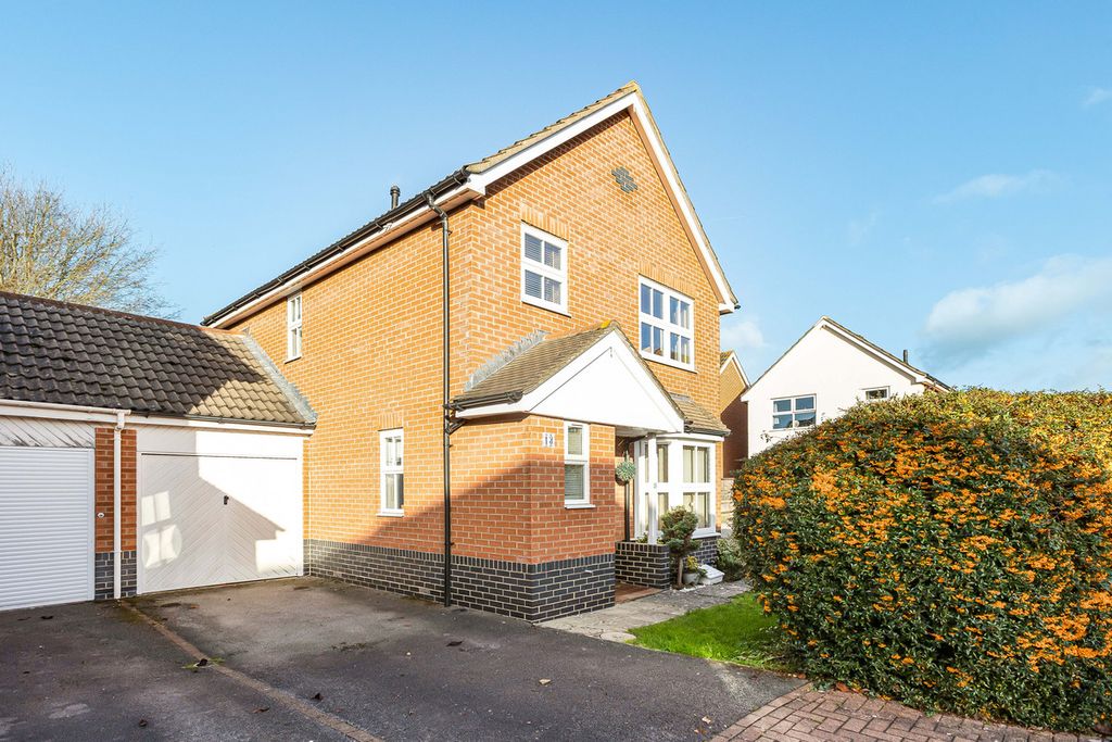 Property photo 1 of 33