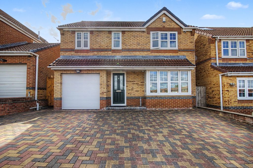 Property photo 1 of 18 18