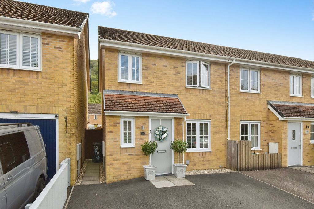 Property photo 1 of 19 Pbox-Img.Jpg