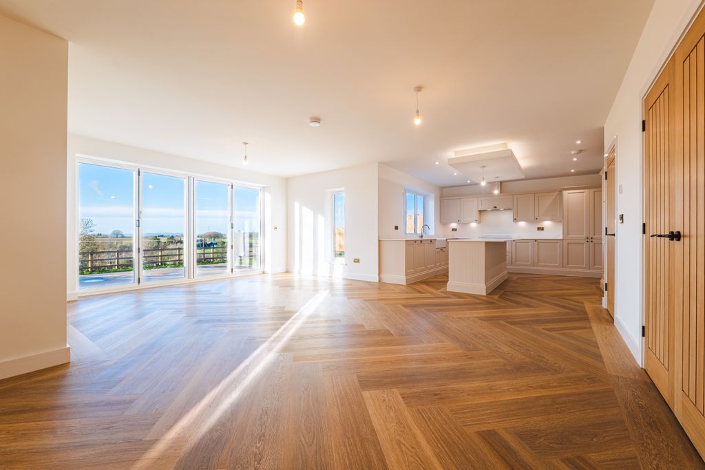 Property photo 2 of 11 Open Plan Living