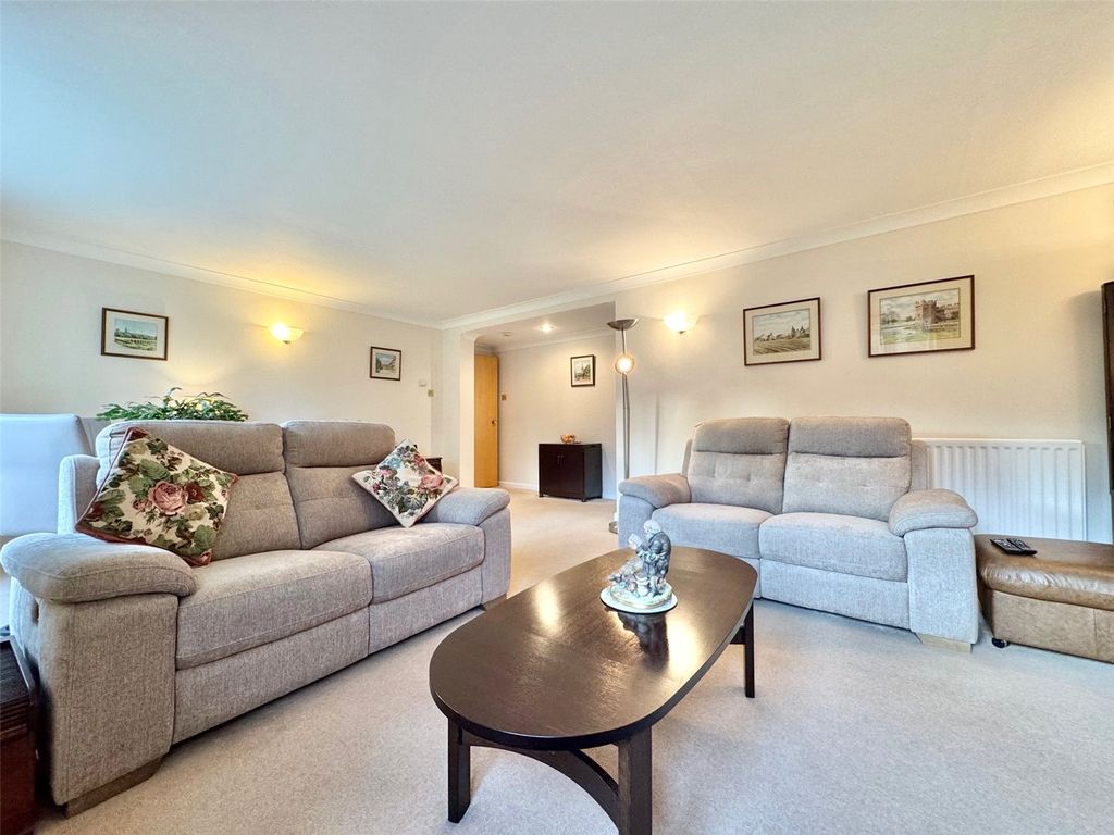 Property photo 3 of 11 Living Dining Room