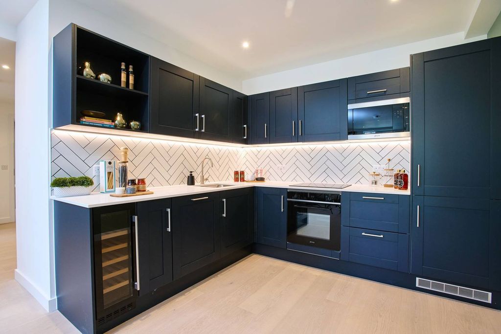 Property photo 2 of 26