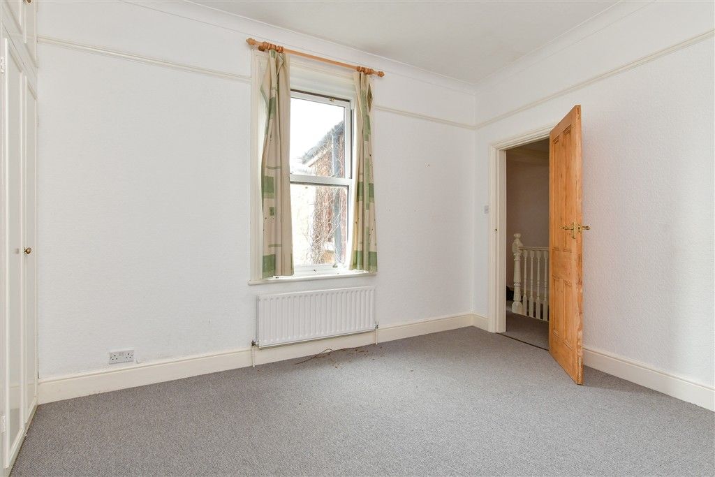 Property photo 1 of 11 Bedroom