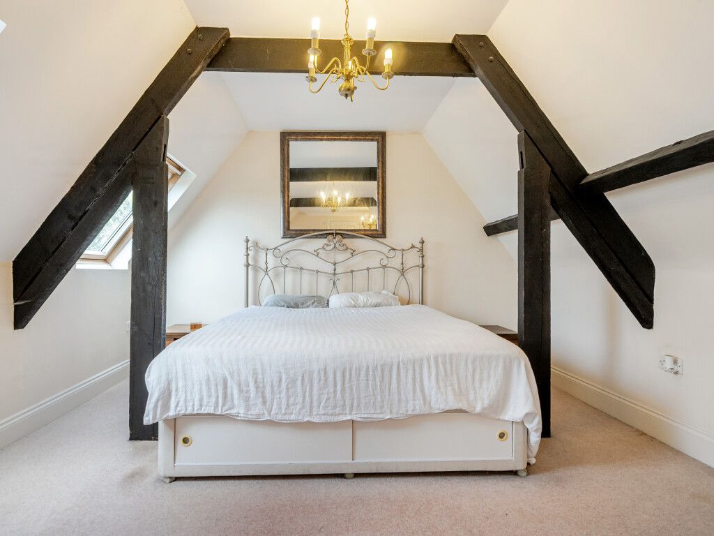 Property photo 2 of 23 1334740-9-6895Fbe...