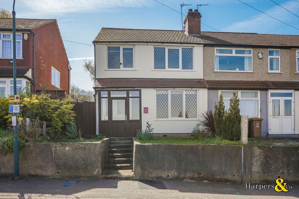 Property photo 1 of 14 Photo 16