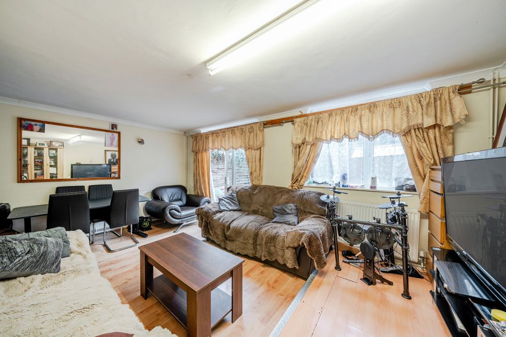 Property photo 3 of 10 1535139-6-6Ad0E58...