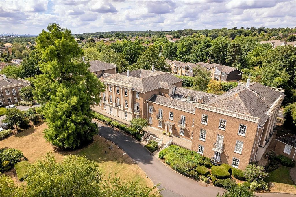 Additional image 26 of 2 bed flat for saleBower Hill, Epping CM16