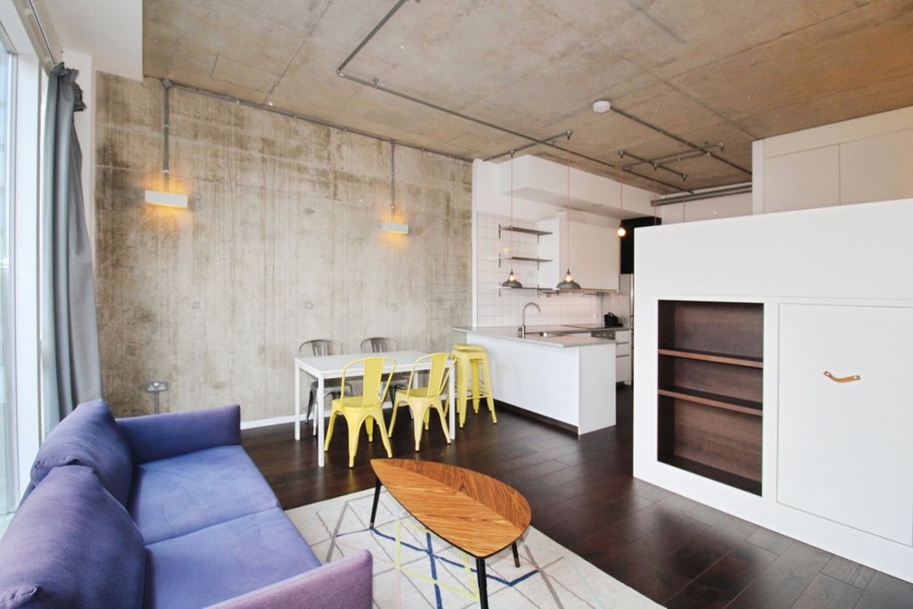 Property photo 3 of 10 Pbox-Img.Jpg