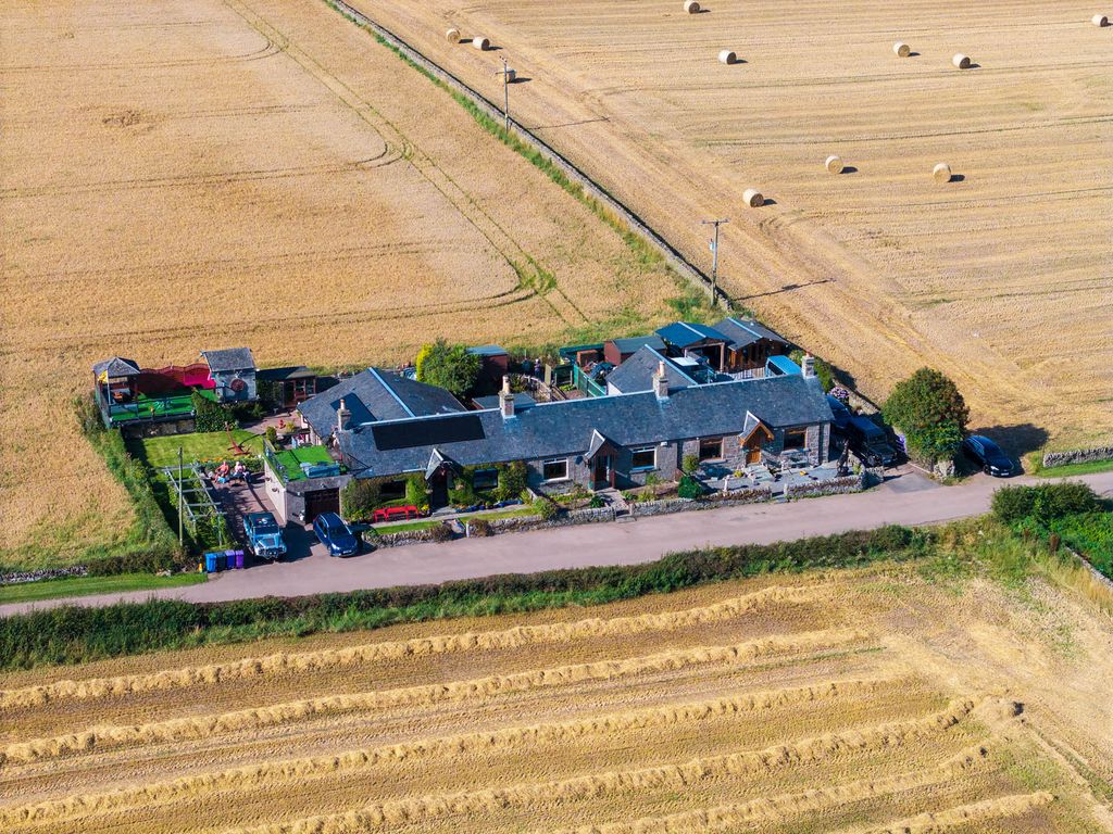 Property photo 1 of 50