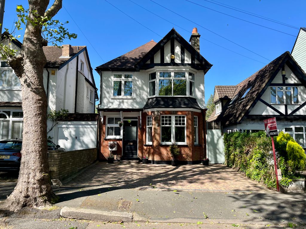 Property photo 1 of 28 1