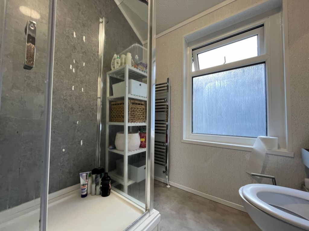 Property photo 3 of 3 Bathroom