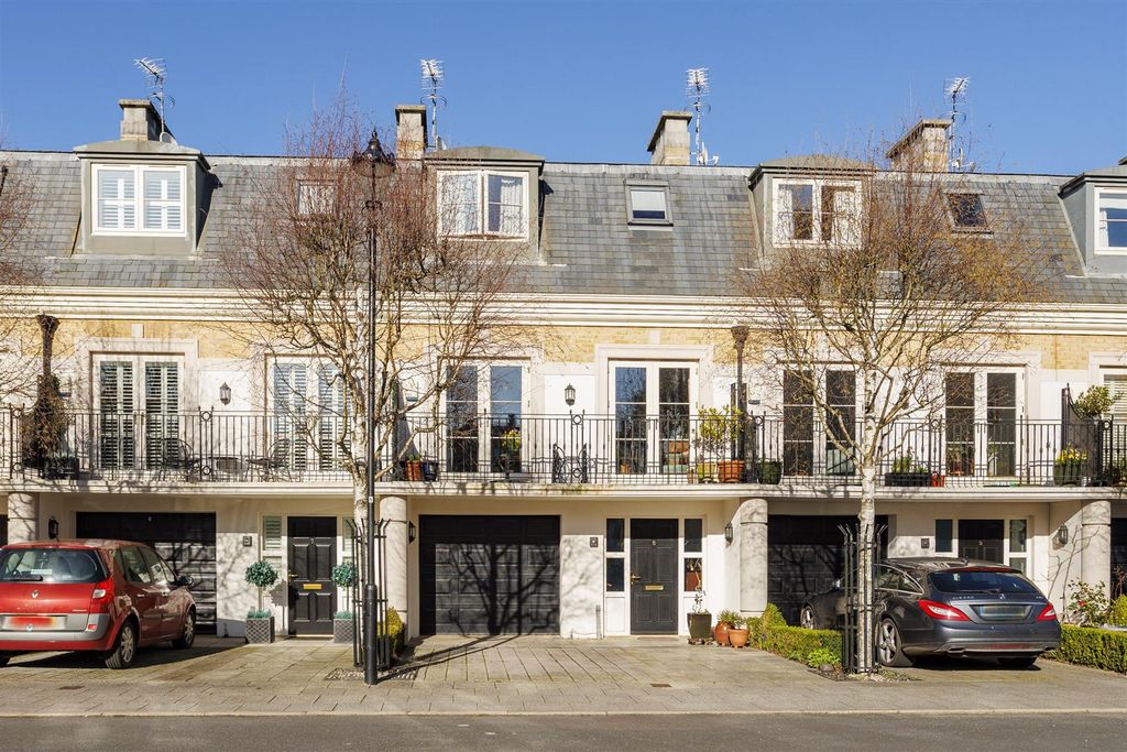 Property photo 1 of 25 8_The_Square_1.Jpg