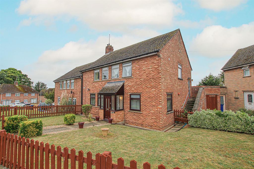 Property photo 1 of 13 Img_8325 Fnt.Jpg