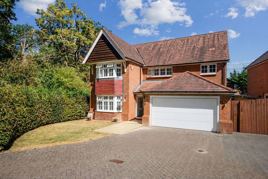 Property photo 1 of 19