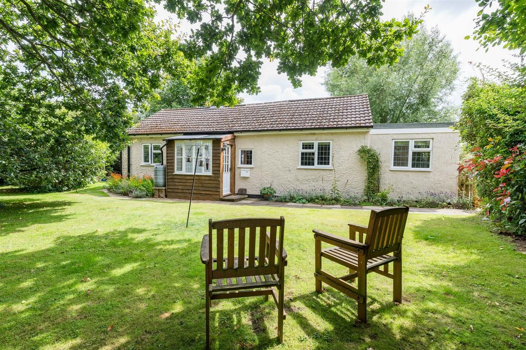 Property photo 2 of 18