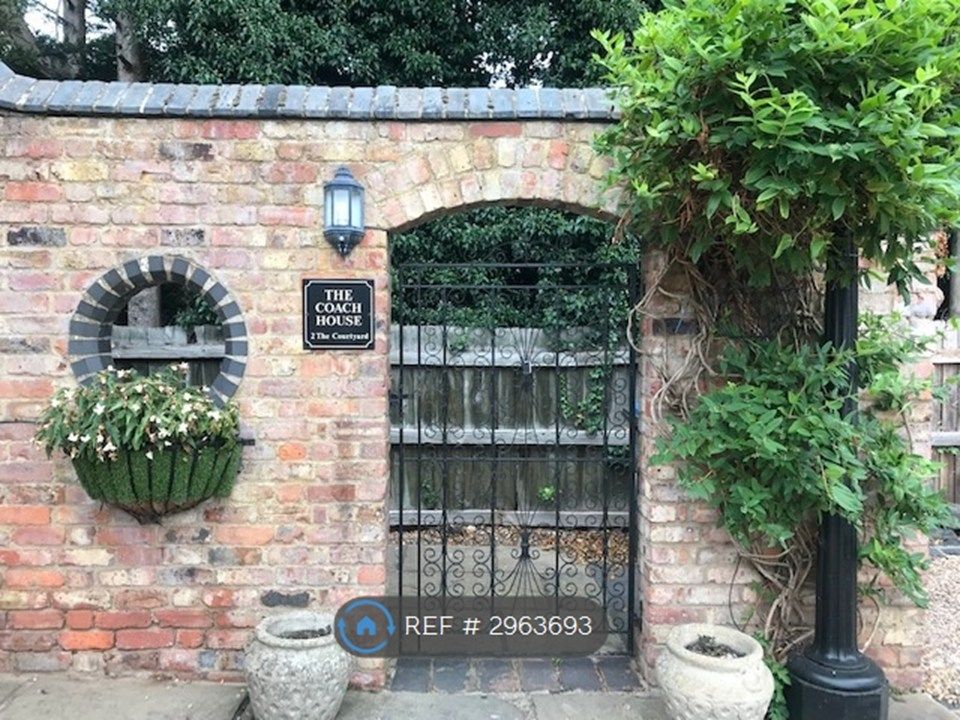 Property photo 1 of 22