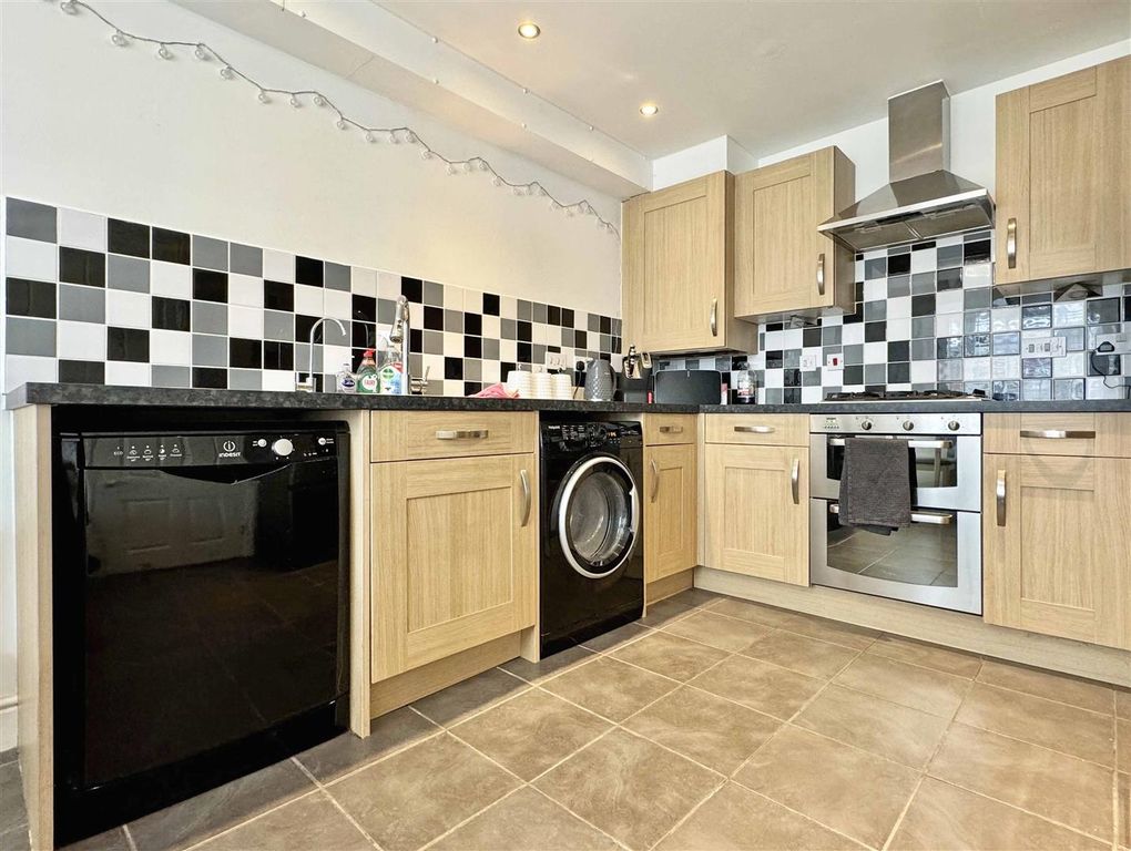 Property photo 3 of 24 Kitchen.Jpg