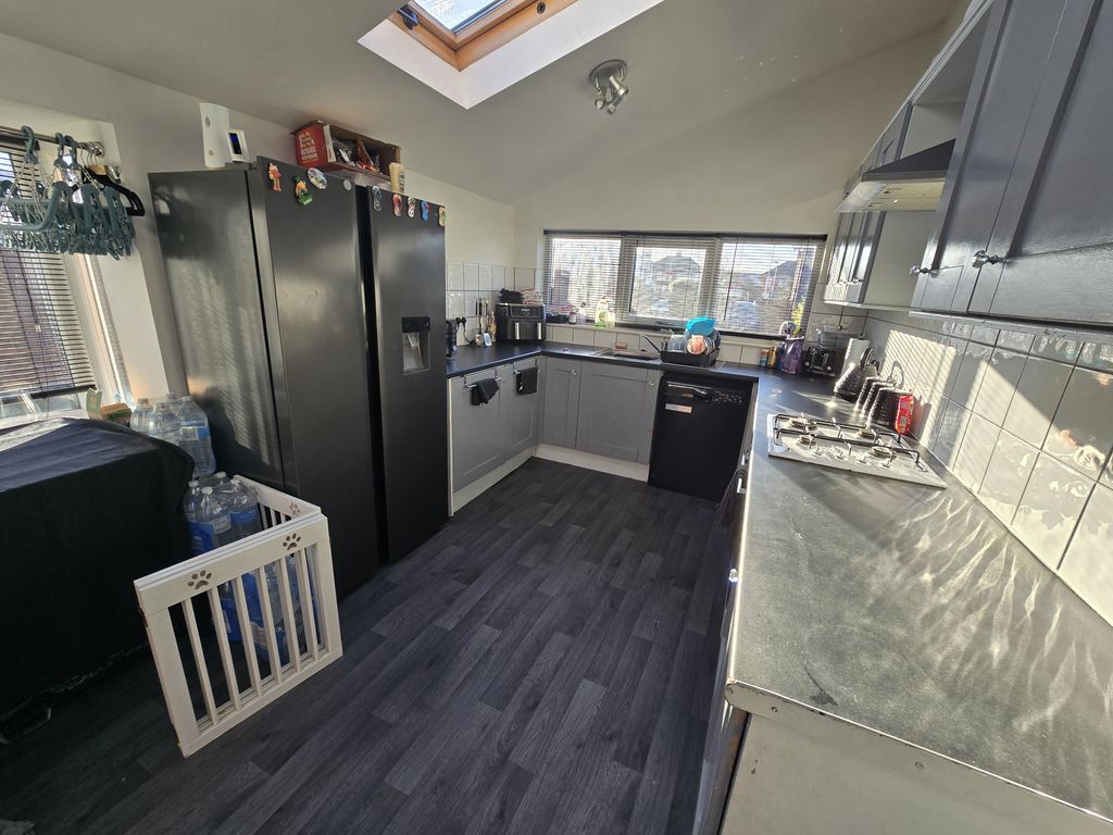 Property photo 2 of 16 20251110_090709.Jpg