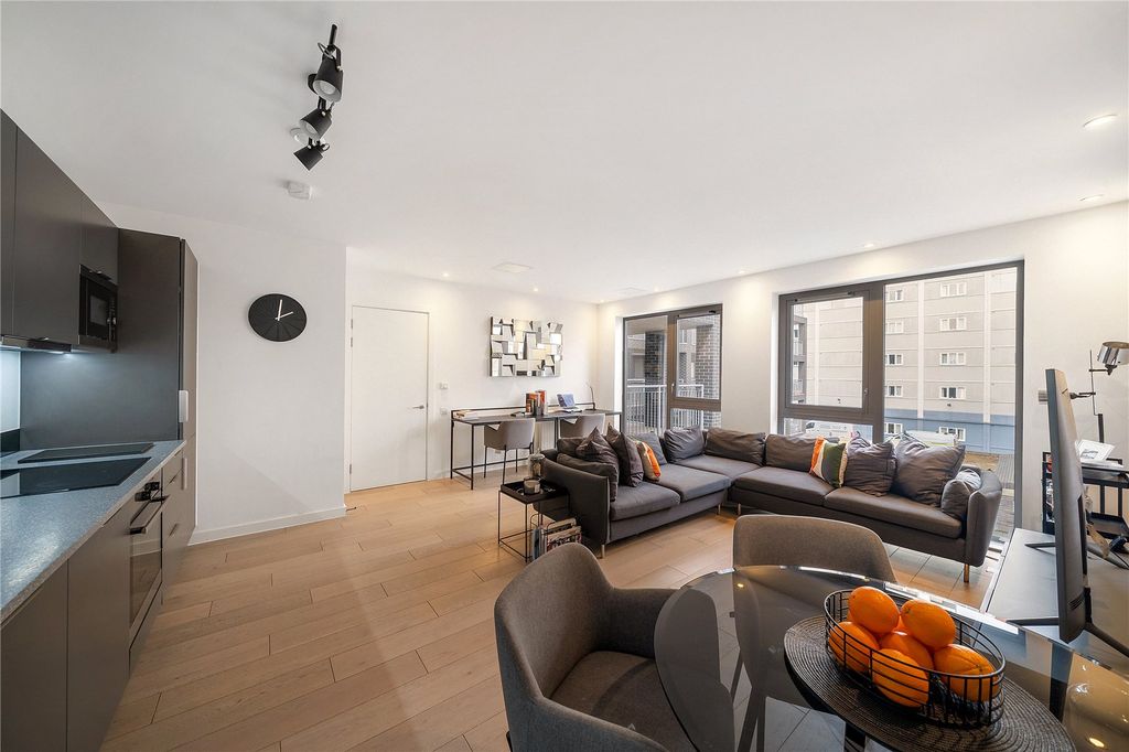 Property photo 2 of 17 Picture No. 07