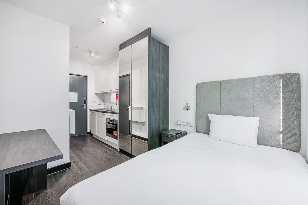 Property photo 2 of 6 67 - The Dome Apartments-9.Jpg