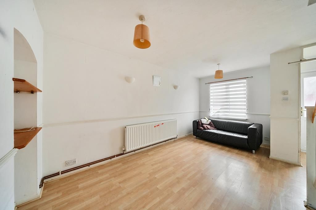 Property photo 2 of 18 Living Area