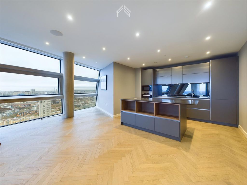 Property photo 3 of 16 6*.Jpg