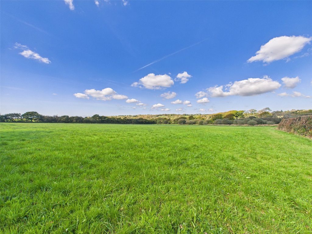 Property photo 3 of 39 Picture No. 35