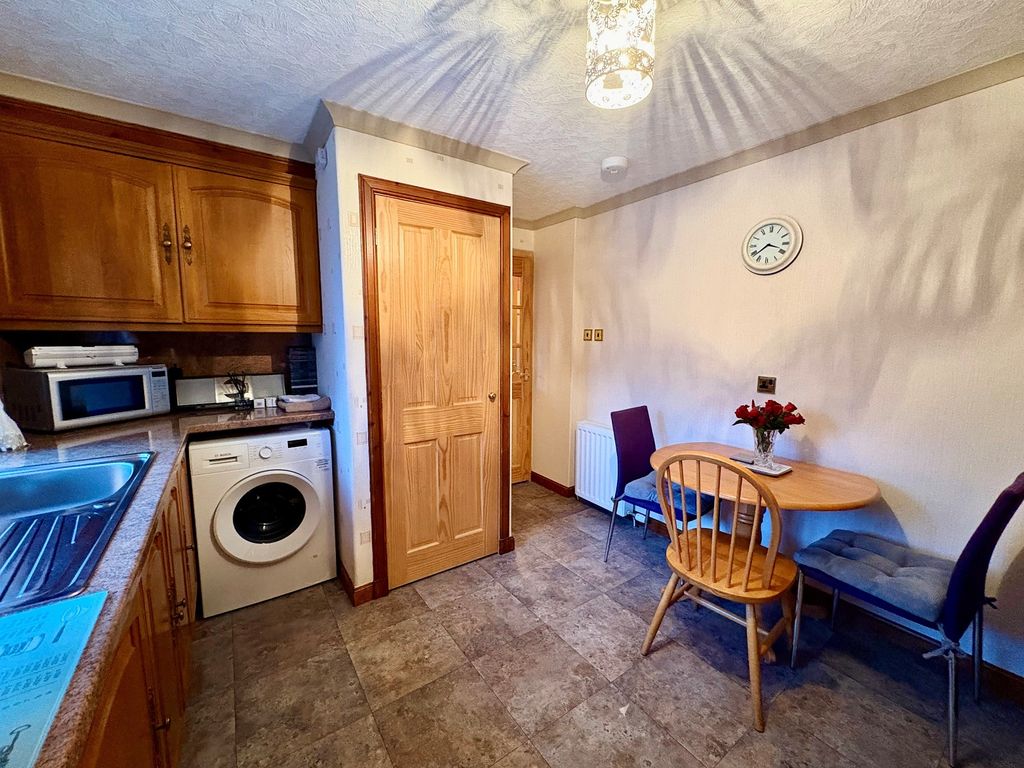 Property photo 3 of 9 Not Specified