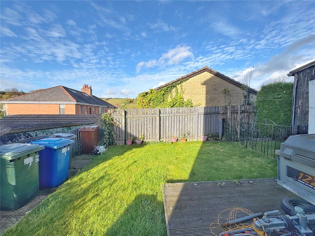 Property photo 2 of 34 Picture No. 07