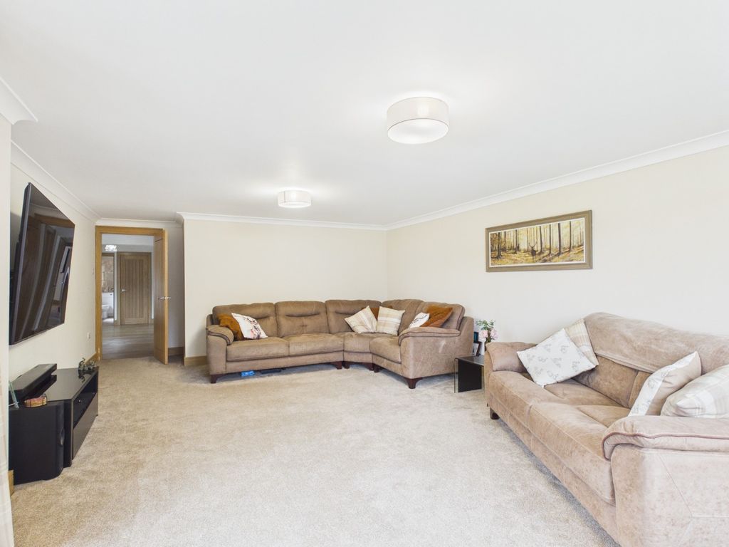 Property photo 3 of 35 4841355