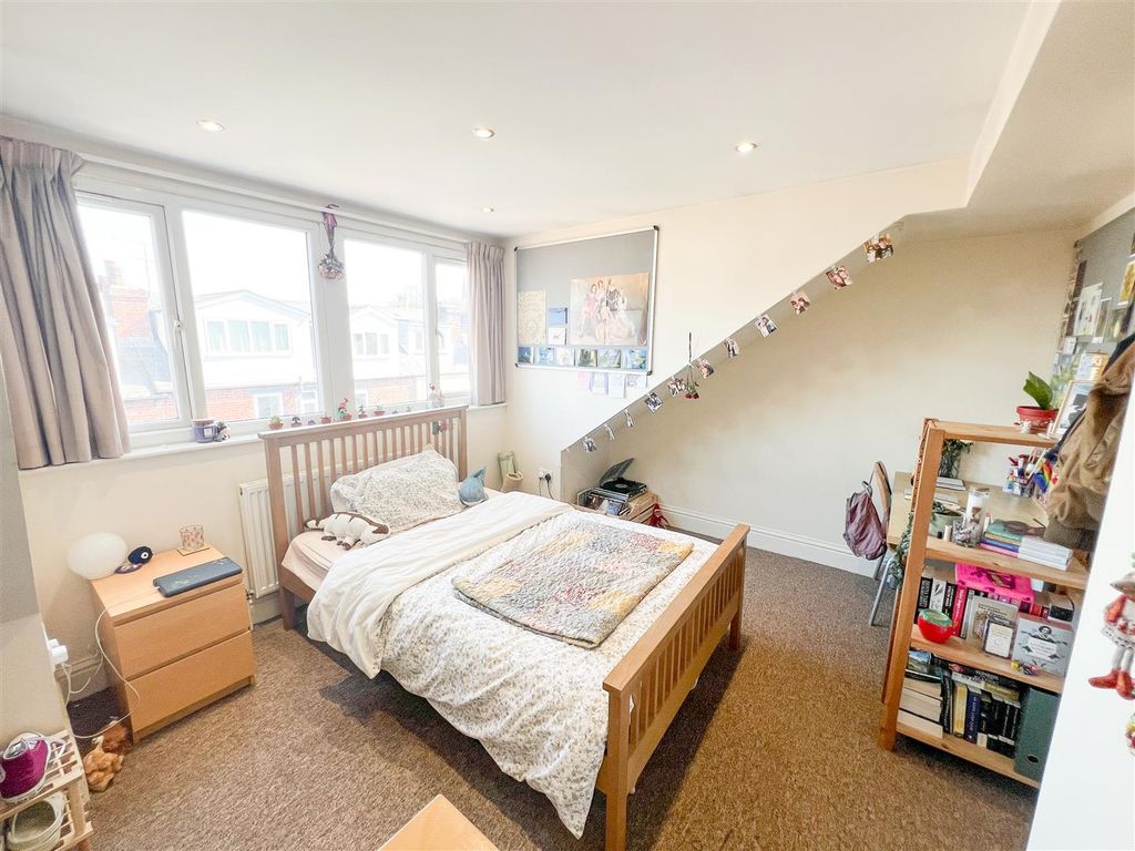Property photo 3 of 12 Img_5659.Jpg