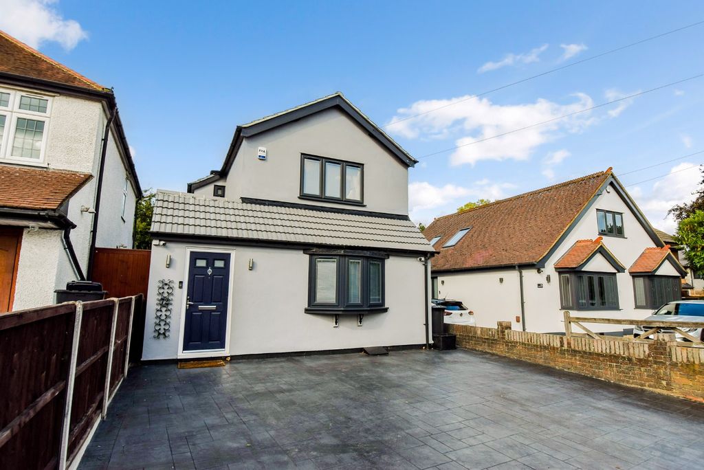 Property photo 1 of 20 External