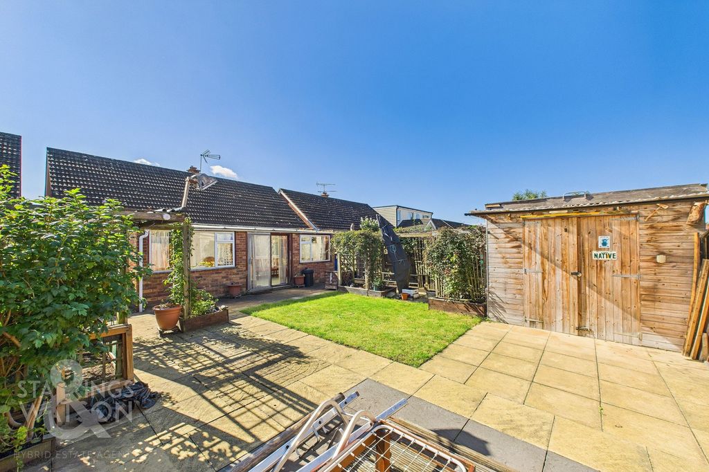 Property photo 2 of 20