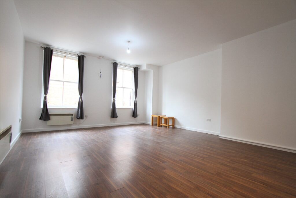 Property photo 3 of 7
