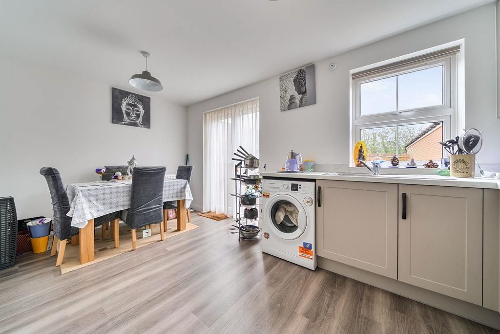 Property photo 3 of 13 1370222-14-68F612965d81E.Jpg