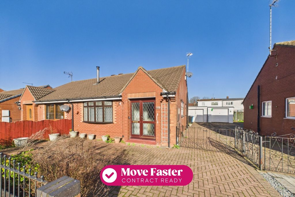 Property photo 1 of 13 4818300