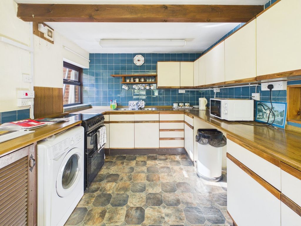 Property photo 2 of 24