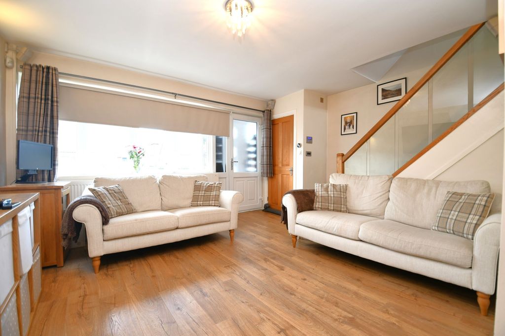 Property photo 3 of 20