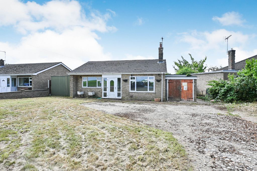Property photo 1 of 11