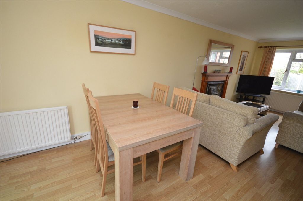 Property photo 3 of 14 Lounge/Diner