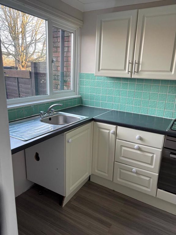 Property photo 3 of 21