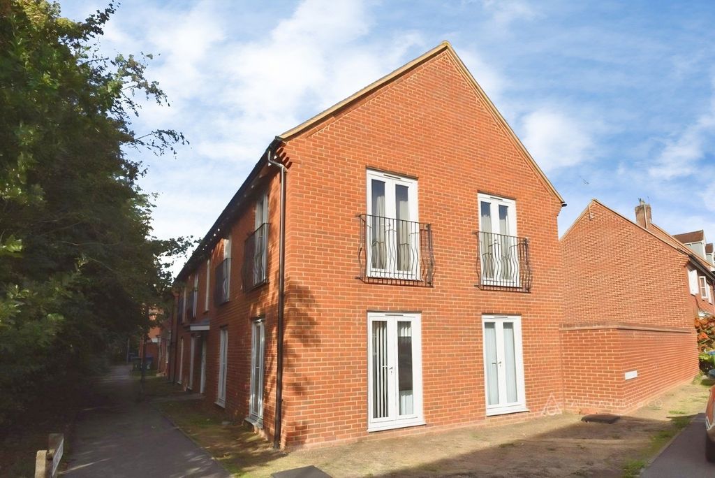 Property photo 1 of 12 Pbox-Img.Jpg